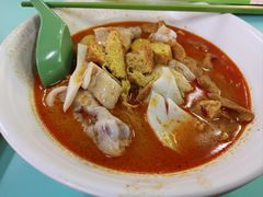 -亚王咖喱鸡米粉面