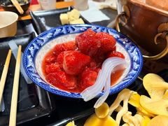 -果松木炭酸菜铜火锅·外婆参鸡汤