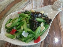 芥兰炒玉米笋-椿记烧鹅(叠彩店)