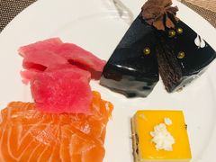 -大中华希尔顿酒店-念自助餐·嗨啤·小龙虾