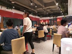 大堂-永红源啤酒·烧烤·海鲜·大排档(青特城店)