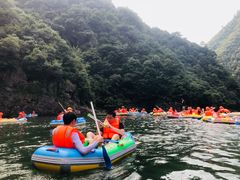 -安吉龙王山峡谷漂流