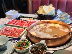 -牛村来人潮汕牛肉火锅(西单店)