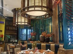 -黄泥岗·地道湖北菜(奥特莱斯店)