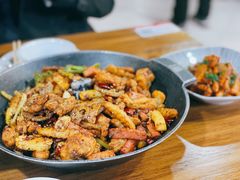 干锅牛蛙-靓蛙馆