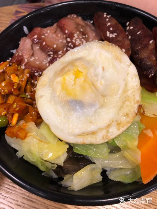 港岛记香港叉烧饭(鼓楼店)叉烧腊肠双拼饭图片