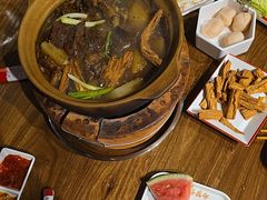 -阿润打边炉·鲜切鸡煲(华漕店)