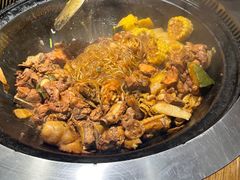 -万里闯关东铁锅炖菜馆(高新旗舰店)