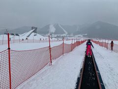 -丝绸之路山地度假区滑雪场