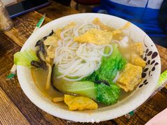 -祥云美食城(南强步行街店)