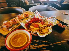 墨西哥玉米片配莎莎-Famous肥猫墨西哥音乐餐吧(五棵松华熙LIVE店)