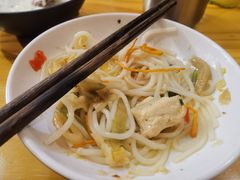 -勺子米线·云南传统小吃市集(四方街店)