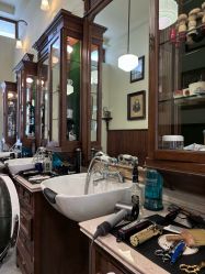-IMUSE BARBER SHOP
