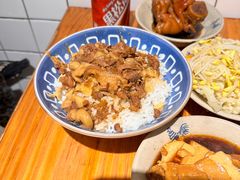 -红猪卤肉饭(大西洋美食城店)