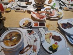 -雍和会海鲜姿造自助(湖东路店)