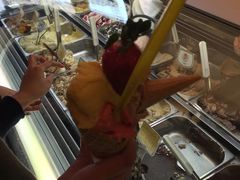 -Gelateria Dondoli
