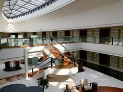 -上海滴水湖皇冠假日酒店