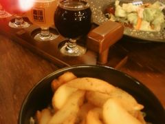 -麦落精酿啤酒餐吧(先农大院店)