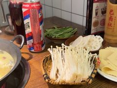 -巴卤社老火锅(财富店)