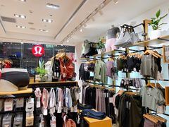 -lululemon(上海浦东IFC店)