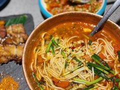 小锅米线-觅山云南菜(泊富ICITY店)