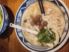 -鑫花溪牛肉米粉(文星广场店)