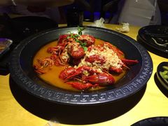 -红盔侠小龙虾(海宁银泰店)