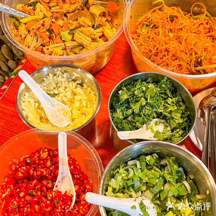 长白山脚下必吃的铁锅炖🐔纯溜达鸡