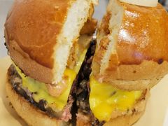 -LESCEDARS Brasserie Bistro香柏树