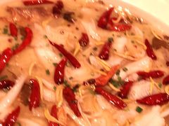-江渔儿酸菜鱼·拔草餐厅(虎门君乐汇店)