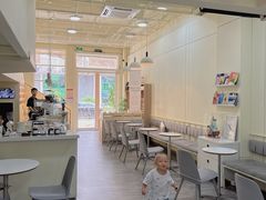 -ADO KAFE(大学城店)