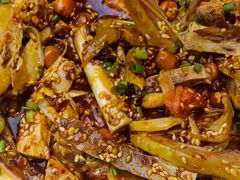 -有红鸡毛店·川菜(建设路店)