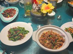 -呷湘厨·鱼汤捞饭·剁椒鱼头·辣椒炒肉(国家会展中心店)