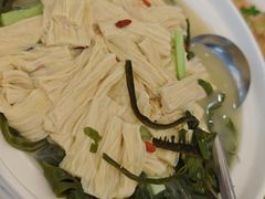 -万山楼海鲜酒家·二十三年老字号