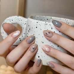 -米小兔美甲美睫