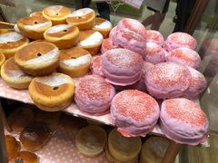 草莓脏脏包-山崎面包(静安久光店)