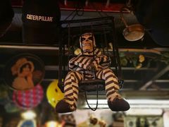 -席娜卡琳火车铁道夜市