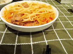 土豆丝拌面-巴扎美食·新疆菜·西域歌舞表演餐厅(新疆大厦店)