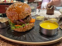 -Let'sBURGERplus·非常创意汉堡(三里屯店)