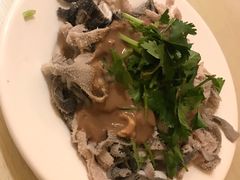 -黑八私房老北京炸酱面