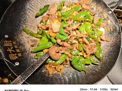 -费大厨辣椒炒肉(高铁吾悦广场店)