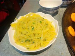 -咊记茅草棚柴火鸡(乌当店)