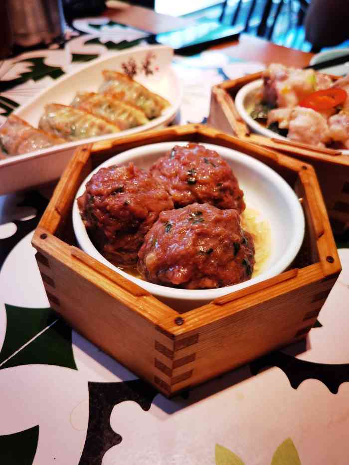 广笼记国民粤菜(三元里店)-"[服务]上菜速度很快,服务贴心,小孩口罩.