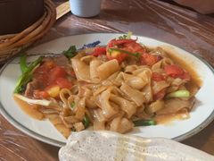 湿炒牛河-李记潮汕砂锅粥(营福路店)
