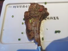 苏尼特金质烤羊排-三个蒙古大叔羊肉串(大宁店)
