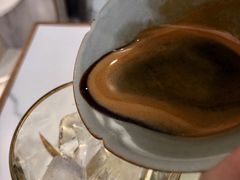 手壓咖啡-茶是一枝花泡茶店