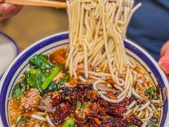 -云阿蛮云南生烫牛肉米线(奉贤路店)