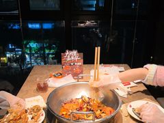 -七欣天香辣蟹火锅(上海银亿滨江店)