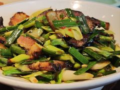 青大蒜炒腊肉-大牌大·传统杭帮菜(湖滨店)