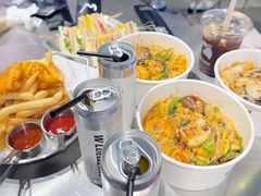 -W COLLECTIVE  DESSERT SHOP